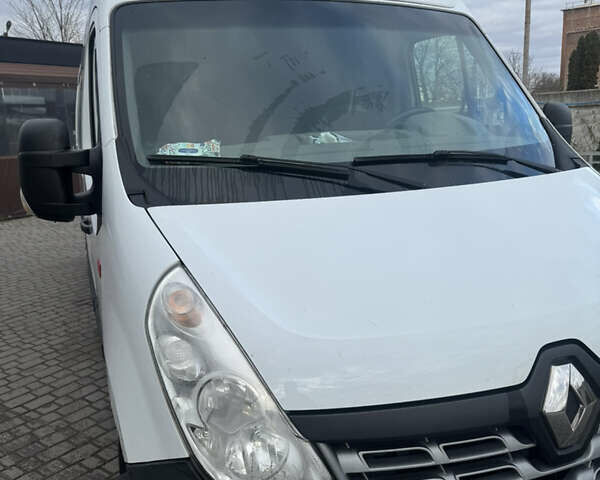 Белый Рено Мастер, объемом двигателя 2.3 л и пробегом 450 тыс. км за 20000 $, фото 2 на Automoto.ua