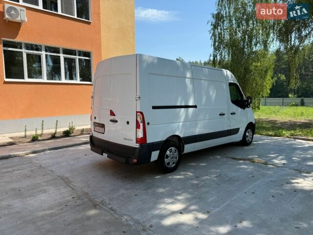 Белый Рено Мастер, объемом двигателя 2.3 л и пробегом 337 тыс. км за 13600 $, фото 8 на Automoto.ua