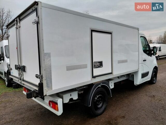 Белый Рено Мастер, объемом двигателя 2.3 л и пробегом 263 тыс. км за 14600 $, фото 1 на Automoto.ua
