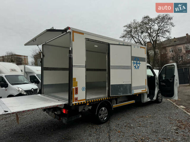 Белый Рено Мастер, объемом двигателя 0 л и пробегом 235 тыс. км за 19900 $, фото 28 на Automoto.ua