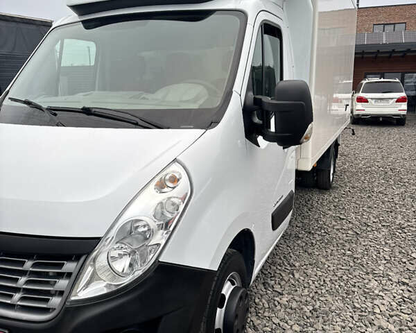 Белый Рено Мастер, объемом двигателя 2.3 л и пробегом 225 тыс. км за 23300 $, фото 50 на Automoto.ua