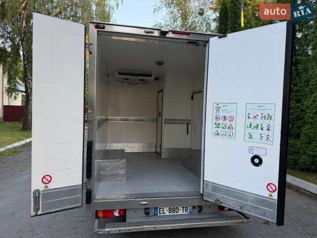 Белый Рено Мастер, объемом двигателя 2.3 л и пробегом 212 тыс. км за 17600 $, фото 21 на Automoto.ua