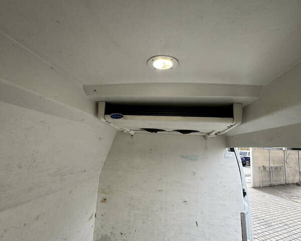 Белый Рено Мастер, объемом двигателя 2.3 л и пробегом 450 тыс. км за 20000 $, фото 18 на Automoto.ua