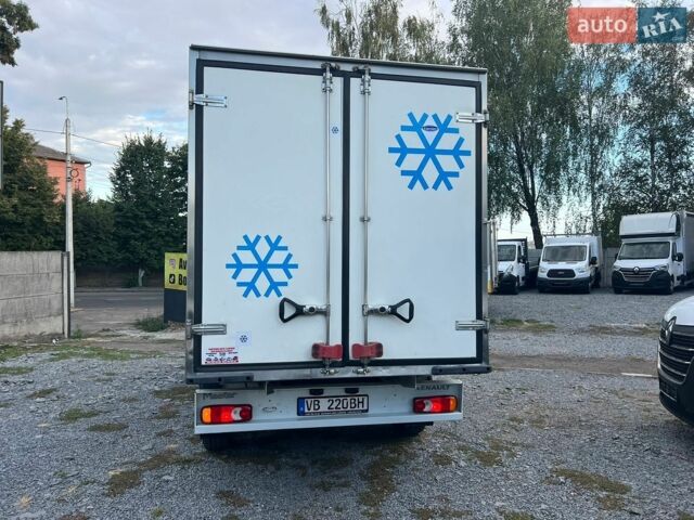 Белый Рено Мастер, объемом двигателя 2.3 л и пробегом 235 тыс. км за 18900 $, фото 11 на Automoto.ua