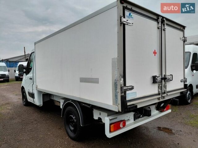 Белый Рено Мастер, объемом двигателя 2.3 л и пробегом 263 тыс. км за 14600 $, фото 6 на Automoto.ua