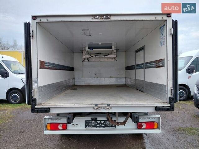 Белый Рено Мастер, объемом двигателя 2.3 л и пробегом 263 тыс. км за 14600 $, фото 37 на Automoto.ua