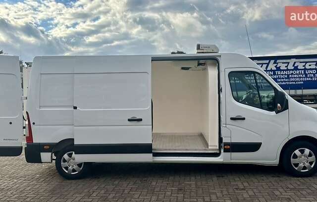 Білий Рено Мастєр, об'ємом двигуна 2.3 л та пробігом 296 тис. км за 18750 $, фото 14 на Automoto.ua