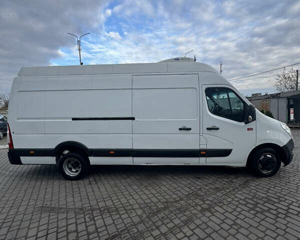 Белый Рено Мастер, объемом двигателя 2.3 л и пробегом 450 тыс. км за 20000 $, фото 5 на Automoto.ua