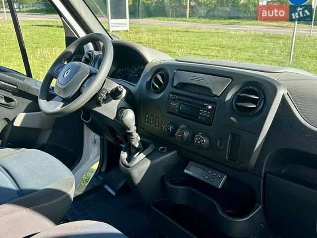 Белый Рено Мастер, объемом двигателя 2.3 л и пробегом 203 тыс. км за 26950 $, фото 33 на Automoto.ua