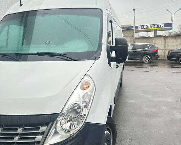 Белый Рено Мастер, объемом двигателя 2.3 л и пробегом 252 тыс. км за 14500 $, фото 2 на Automoto.ua