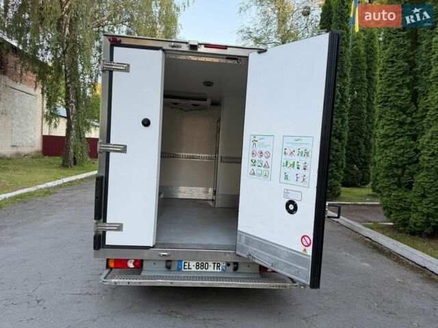Белый Рено Мастер, объемом двигателя 2.3 л и пробегом 212 тыс. км за 17600 $, фото 20 на Automoto.ua