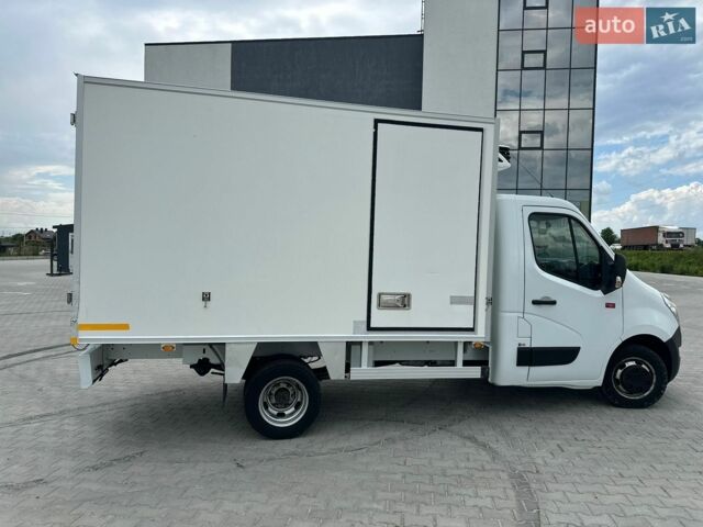 Белый Рено Мастер, объемом двигателя 2.3 л и пробегом 270 тыс. км за 22900 $, фото 7 на Automoto.ua