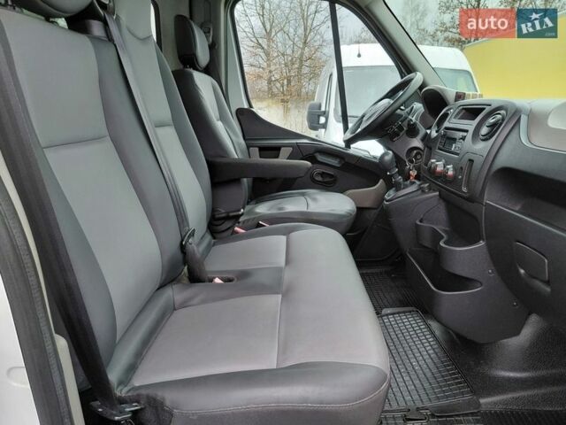 Белый Рено Мастер, объемом двигателя 2.3 л и пробегом 263 тыс. км за 14600 $, фото 45 на Automoto.ua