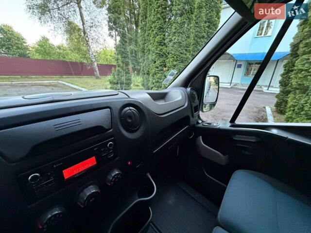 Білий Рено Мастєр, об'ємом двигуна 2.3 л та пробігом 212 тис. км за 17900 $, фото 45 на Automoto.ua
