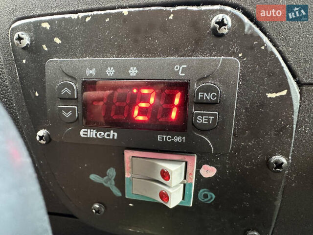 Белый Рено Мастер, объемом двигателя 2.3 л и пробегом 307 тыс. км за 14500 $, фото 9 на Automoto.ua