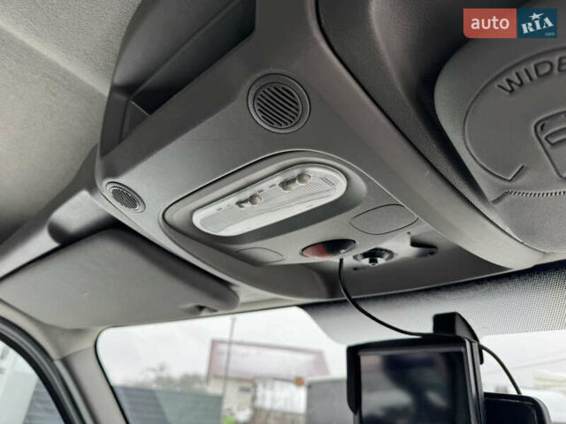 Белый Рено Мастер, объемом двигателя 2.3 л и пробегом 170 тыс. км за 22700 $, фото 20 на Automoto.ua