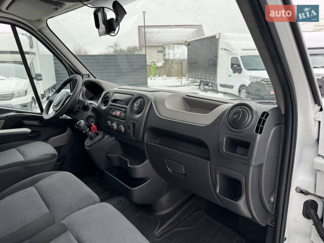 Белый Рено Мастер, объемом двигателя 2.3 л и пробегом 170 тыс. км за 22700 $, фото 9 на Automoto.ua