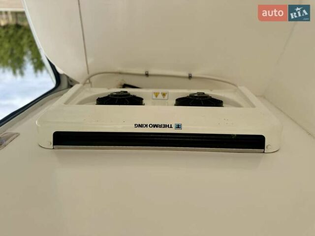 Белый Рено Мастер, объемом двигателя 2.3 л и пробегом 296 тыс. км за 18750 $, фото 16 на Automoto.ua