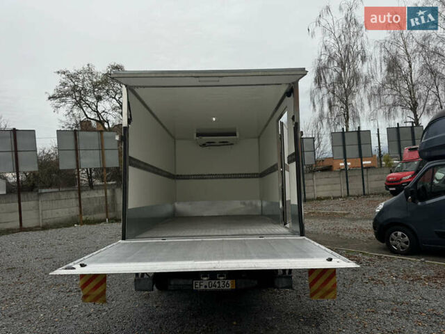 Белый Рено Мастер, объемом двигателя 0 л и пробегом 235 тыс. км за 19900 $, фото 32 на Automoto.ua