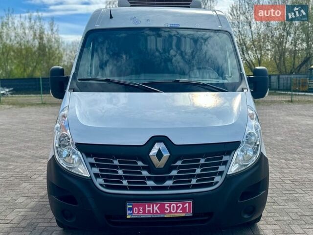 Белый Рено Мастер, объемом двигателя 2.3 л и пробегом 296 тыс. км за 18750 $, фото 1 на Automoto.ua