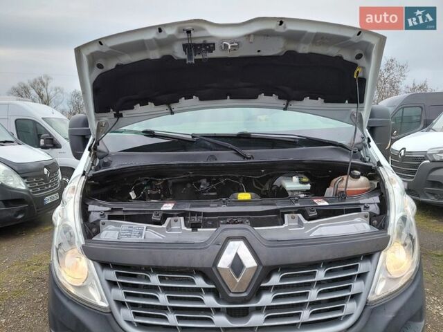 Белый Рено Мастер, объемом двигателя 2.3 л и пробегом 263 тыс. км за 14600 $, фото 18 на Automoto.ua