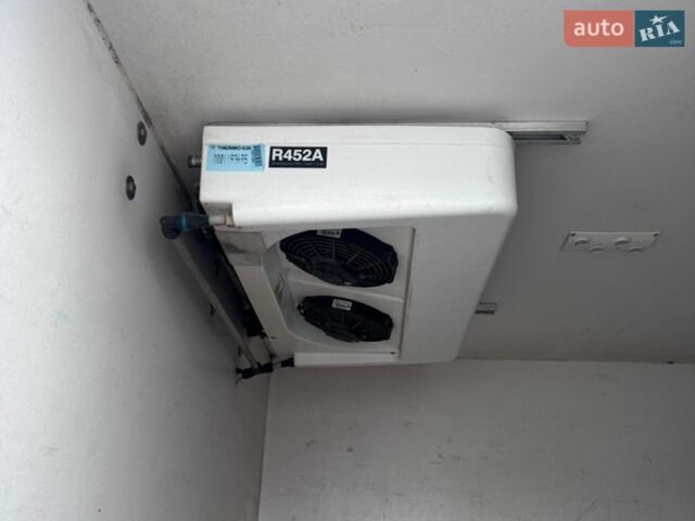 Білий Рено Мастєр, об'ємом двигуна 2.3 л та пробігом 395 тис. км за 15000 $, фото 5 на Automoto.ua