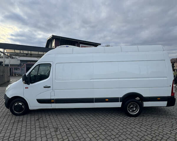 Белый Рено Мастер, объемом двигателя 2.3 л и пробегом 450 тыс. км за 20000 $, фото 11 на Automoto.ua