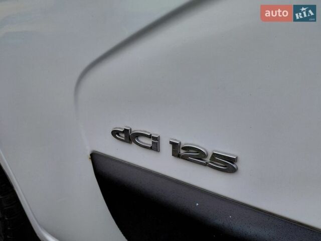 Белый Рено Мастер, объемом двигателя 2.3 л и пробегом 263 тыс. км за 14600 $, фото 60 на Automoto.ua