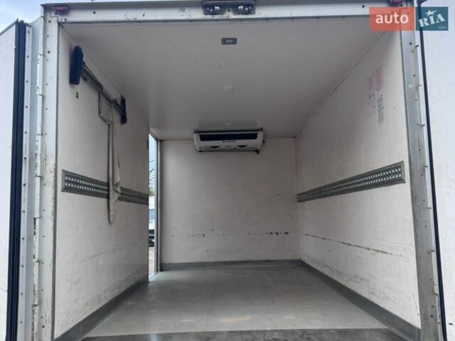 Білий Рено Мастєр, об'ємом двигуна 2.3 л та пробігом 395 тис. км за 15000 $, фото 8 на Automoto.ua