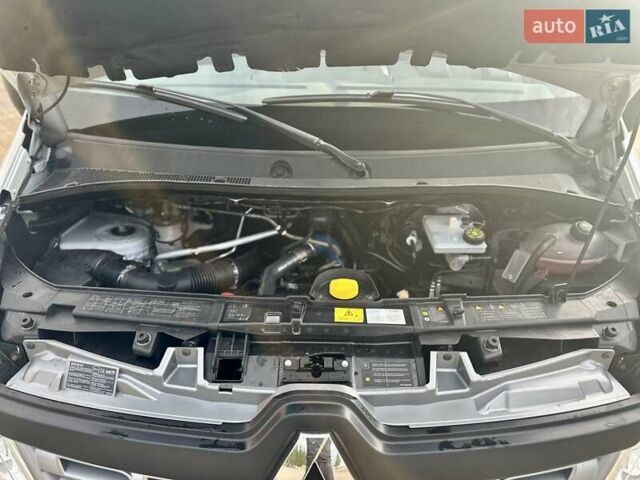 Білий Рено Мастєр, об'ємом двигуна 2.3 л та пробігом 296 тис. км за 18750 $, фото 24 на Automoto.ua