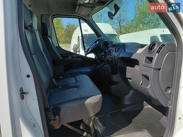 Белый Рено Мастер, объемом двигателя 2.3 л и пробегом 263 тыс. км за 13900 $, фото 38 на Automoto.ua