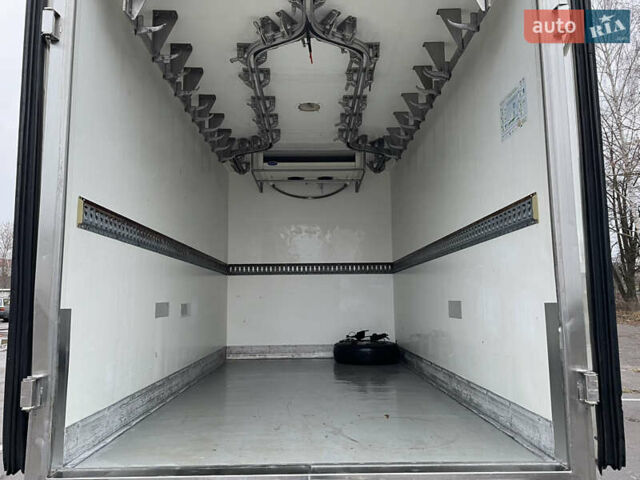 Белый Рено Мастер, объемом двигателя 2.3 л и пробегом 388 тыс. км за 22000 $, фото 9 на Automoto.ua