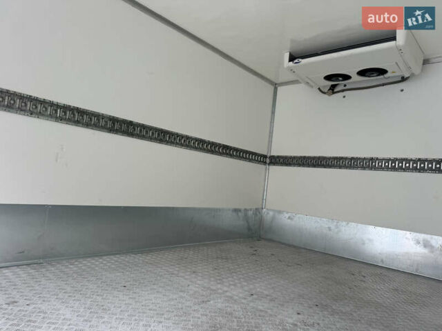 Белый Рено Мастер, объемом двигателя 0 л и пробегом 235 тыс. км за 19900 $, фото 27 на Automoto.ua