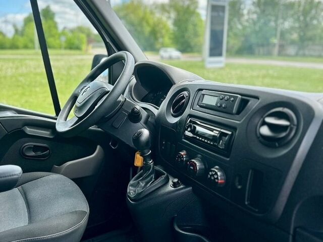 Белый Рено Мастер, объемом двигателя 2.3 л и пробегом 307 тыс. км за 18850 $, фото 29 на Automoto.ua
