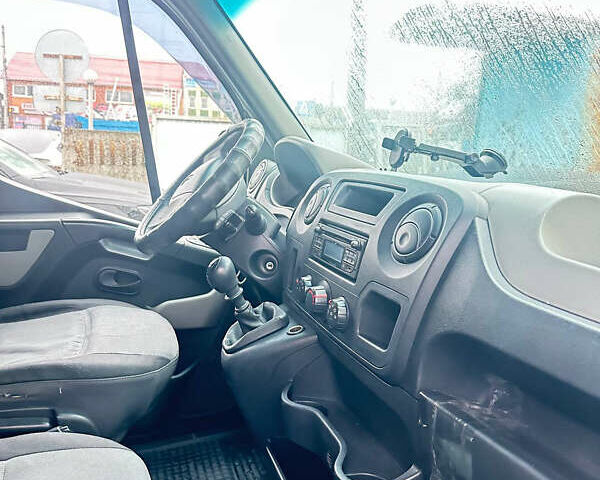 Белый Рено Мастер, объемом двигателя 2.3 л и пробегом 252 тыс. км за 14500 $, фото 14 на Automoto.ua