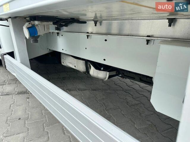 Белый Рено Мастер, объемом двигателя 2.3 л и пробегом 270 тыс. км за 22900 $, фото 18 на Automoto.ua