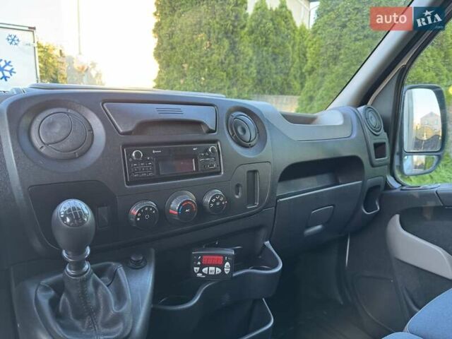 Белый Рено Мастер, объемом двигателя 2.3 л и пробегом 348 тыс. км за 18900 $, фото 45 на Automoto.ua