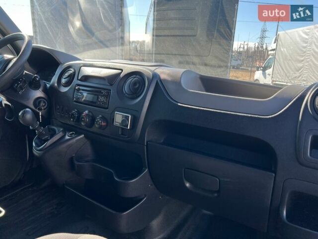 Білий Рено Мастєр, об'ємом двигуна 2.3 л та пробігом 310 тис. км за 23000 $, фото 31 на Automoto.ua