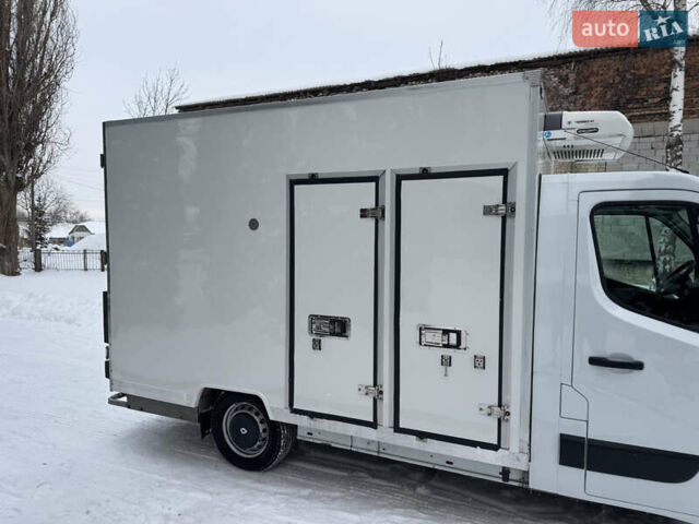 Білий Рено Мастєр, об'ємом двигуна 2.3 л та пробігом 133 тис. км за 18900 $, фото 16 на Automoto.ua