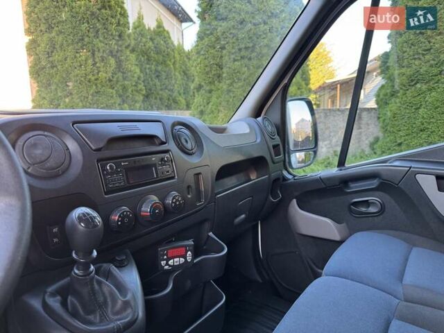 Белый Рено Мастер, объемом двигателя 2.3 л и пробегом 348 тыс. км за 18900 $, фото 44 на Automoto.ua
