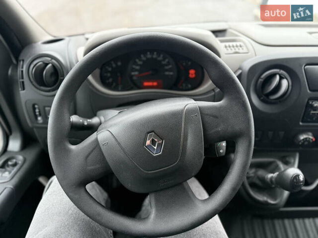 Белый Рено Мастер, объемом двигателя 2.3 л и пробегом 280 тыс. км за 17700 $, фото 21 на Automoto.ua