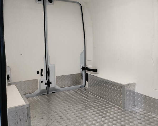 Рено Мастер 2017 в Киеве на Automoto.ua Белый Рено Мастер, объемом двигателя 2.3 л и пробегом 205 тыс. км за 22500 $, фото 10 на Automoto.ua