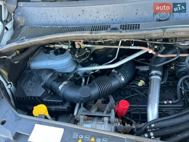 Білий Рено Мастєр, об'ємом двигуна 2.3 л та пробігом 310 тис. км за 23000 $, фото 49 на Automoto.ua