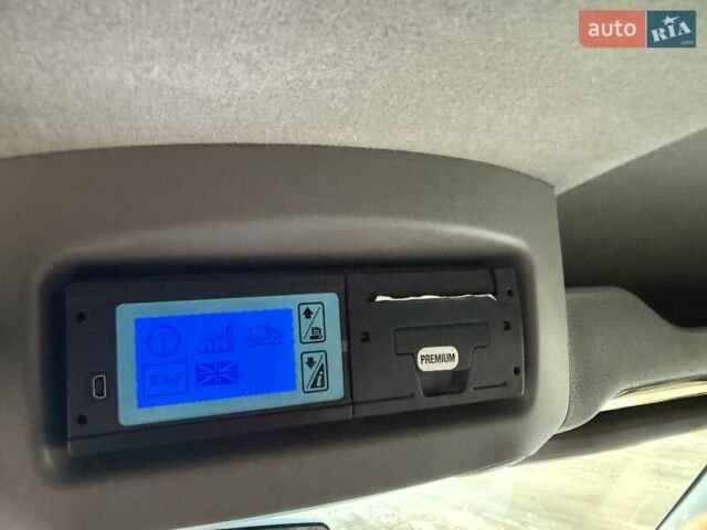 Білий Рено Мастєр, об'ємом двигуна 2.3 л та пробігом 278 тис. км за 22600 $, фото 25 на Automoto.ua