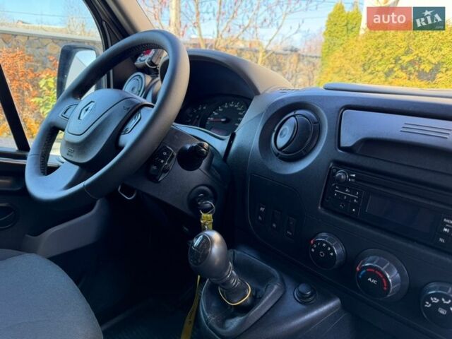 Білий Рено Мастєр, об'ємом двигуна 2.3 л та пробігом 287 тис. км за 18900 $, фото 46 на Automoto.ua