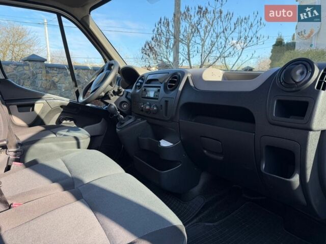 Белый Рено Мастер, объемом двигателя 2.3 л и пробегом 279 тыс. км за 18500 $, фото 43 на Automoto.ua