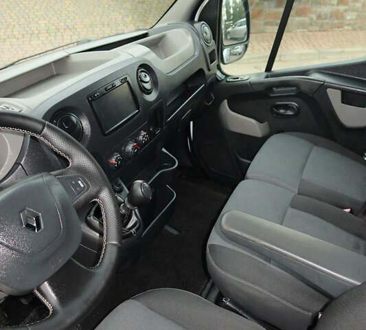 Білий Рено Мастєр, об'ємом двигуна 2.3 л та пробігом 250 тис. км за 27800 $, фото 31 на Automoto.ua