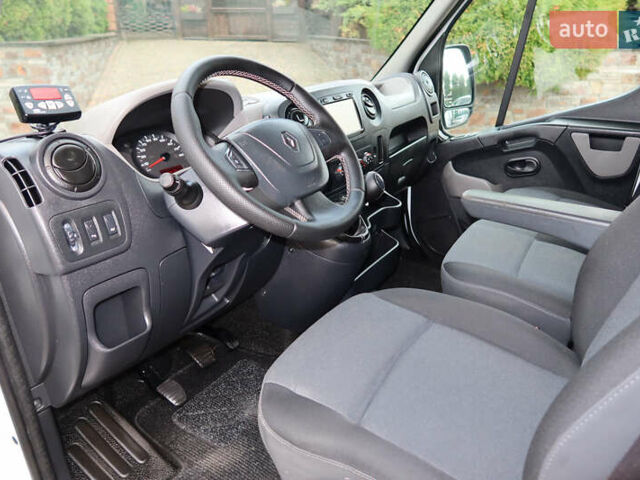 Білий Рено Мастєр, об'ємом двигуна 2.3 л та пробігом 250 тис. км за 27800 $, фото 26 на Automoto.ua