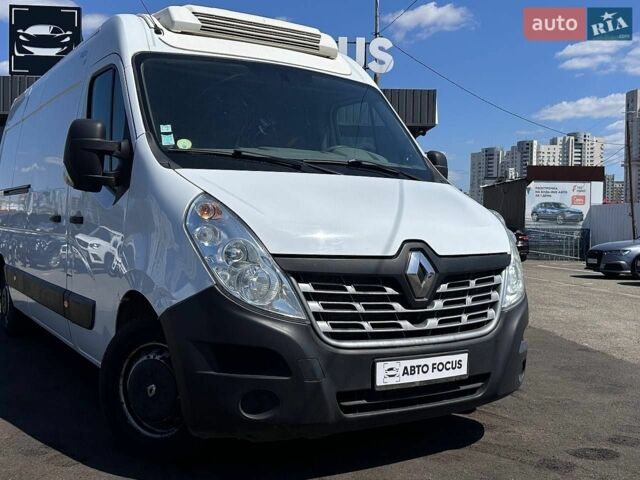 Белый Рено Мастер, объемом двигателя 2.3 л и пробегом 261 тыс. км за 17990 $, фото 1 на Automoto.ua