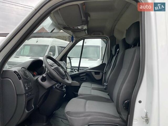 Белый Рено Мастер, объемом двигателя 2.3 л и пробегом 186 тыс. км за 17350 $, фото 36 на Automoto.ua